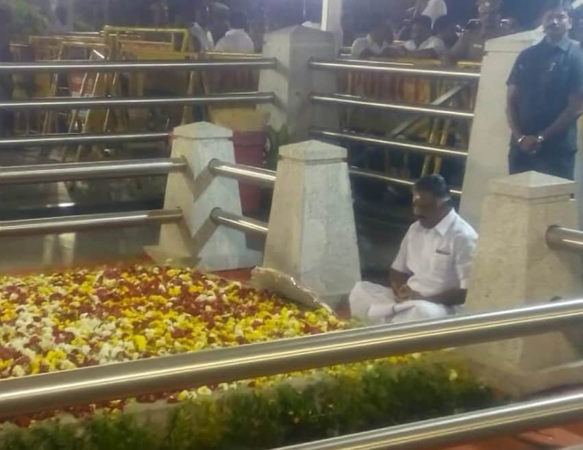 ओ पन्नीरसेल्वम