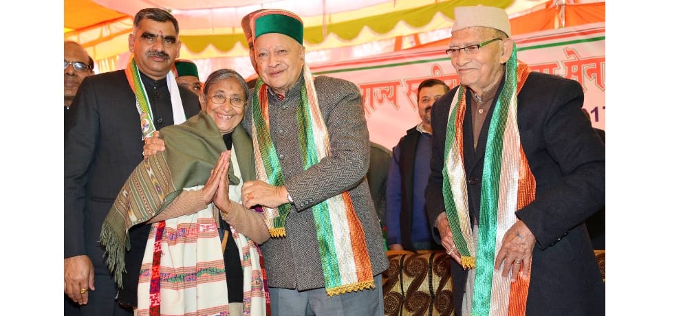 Honour sum for freedom fighters hiked by Rs 5,000