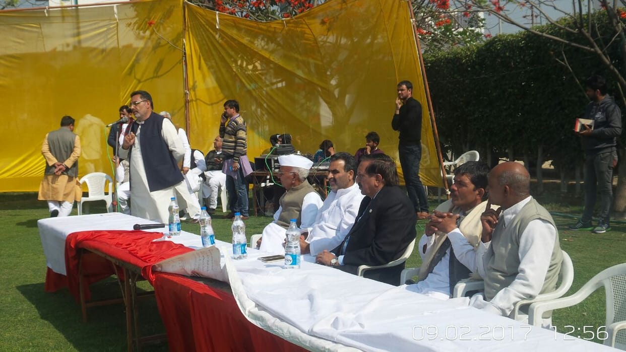 jaanie kisane aajam khaan ko raavan bataya