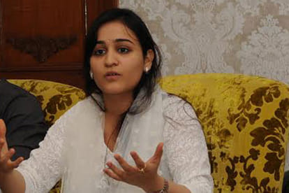 aparna yadav spent four lakh eighty three thousand rupees in nine days for up election 