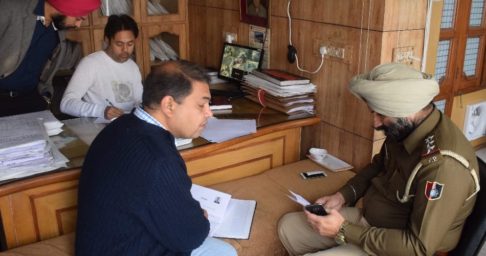 chandigarh mayor asha jaiswal, chandigarh news
