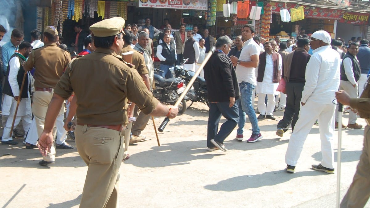 Police further dwarf socialist bullying
