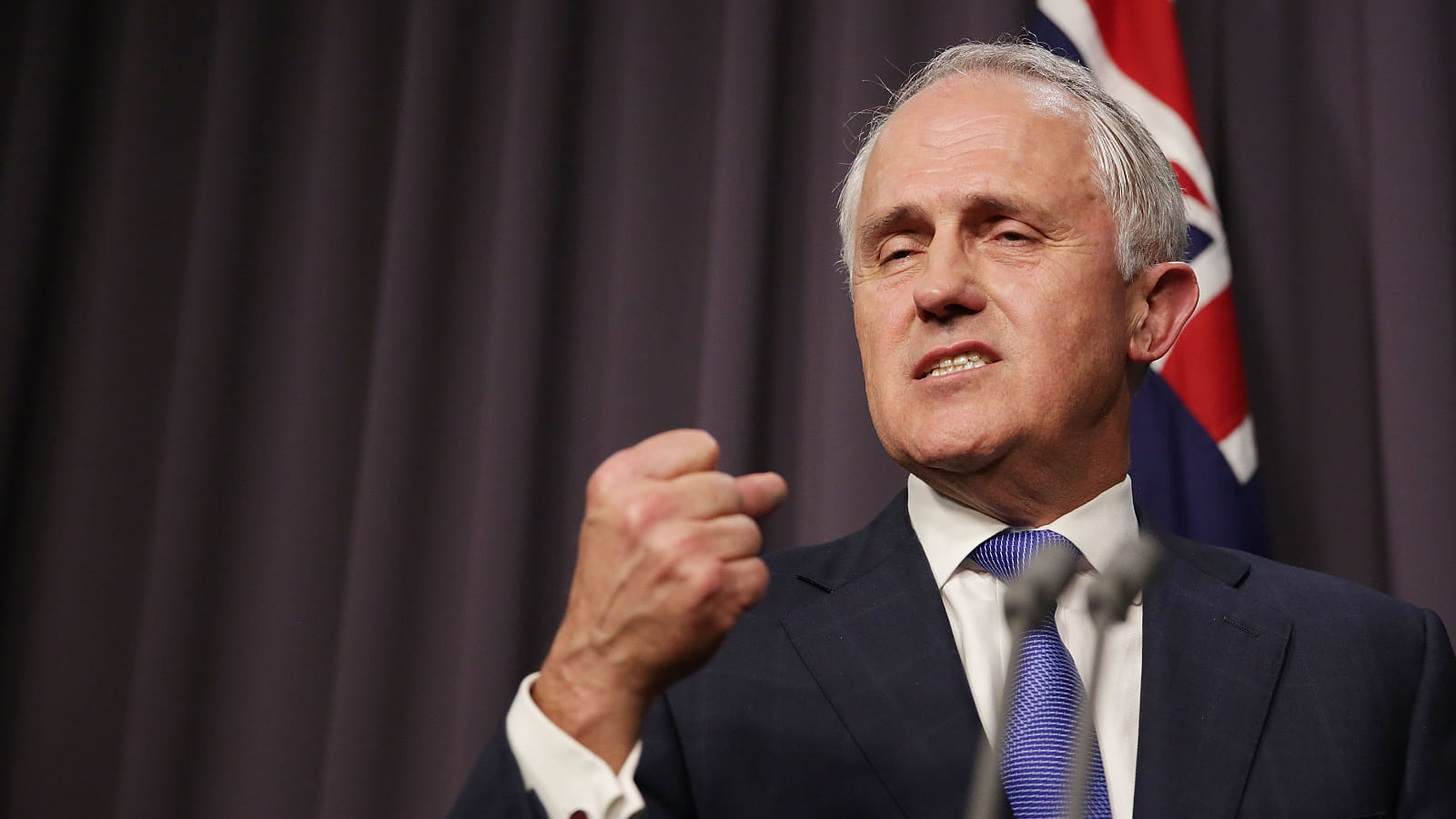 Australia Post boss ahmed fahour salary is more than 10 times higher than PM
