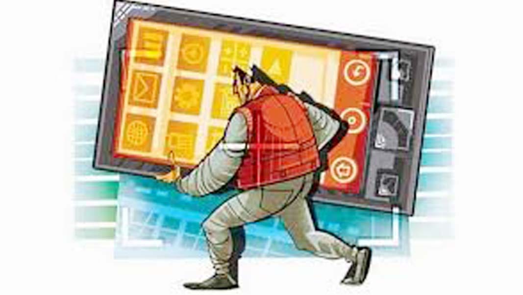 mobile store theft in kanpur