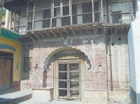 sonipat, minister goyal donate kothi