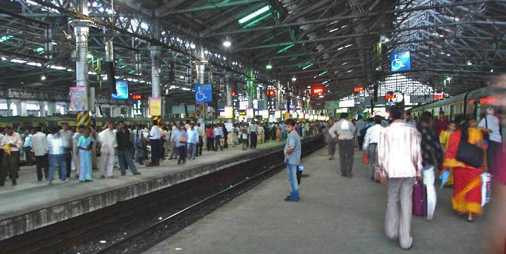 railway launched 1 lkah crore ppp project to commercialy develop 400 railway station