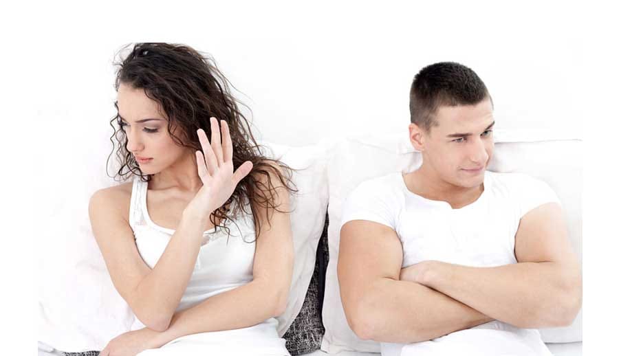 Man cought his wife's cheating