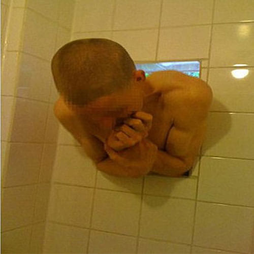 People Who Got Stuck In Bizarre Situations