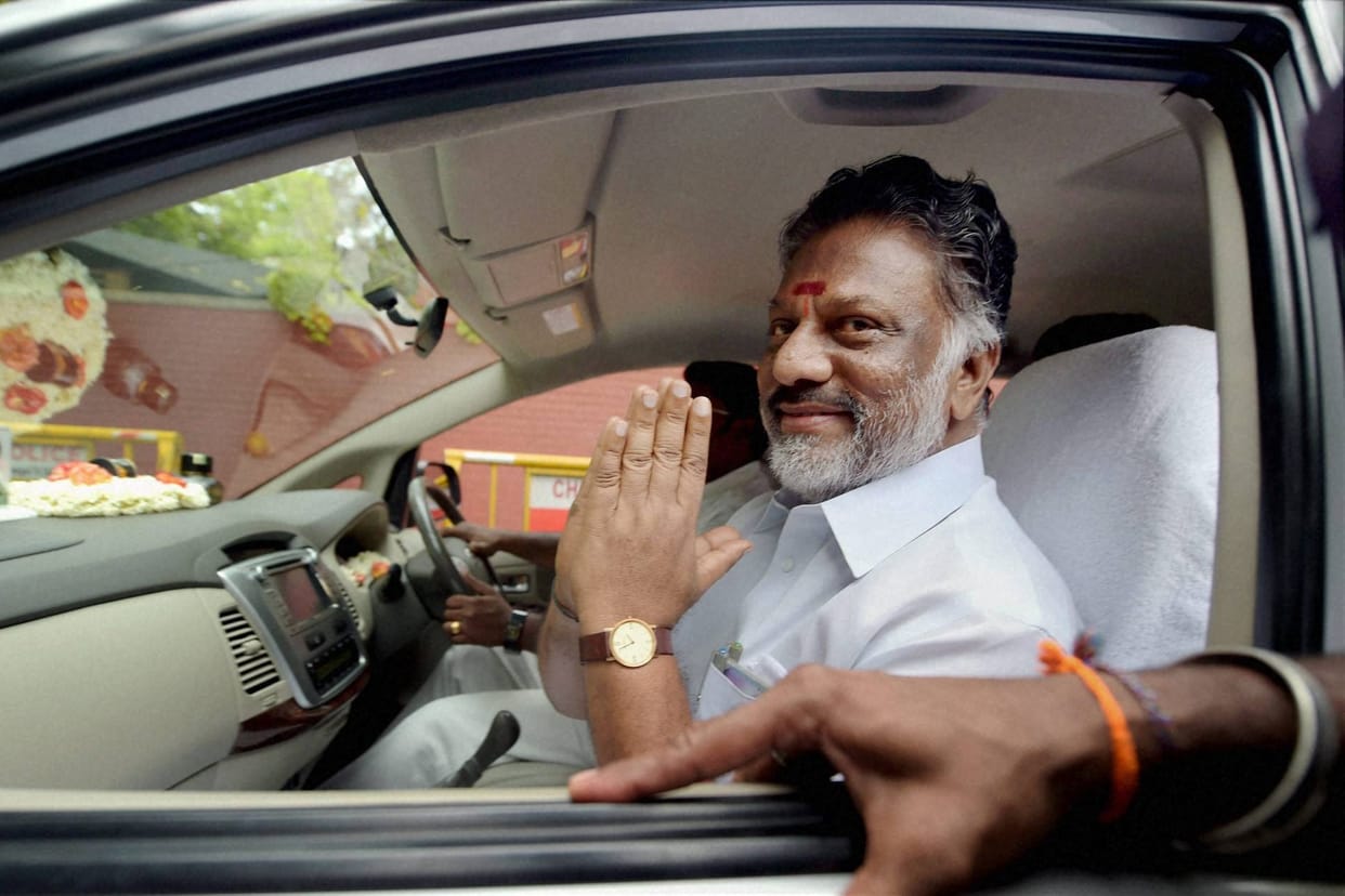 Tamil Nadu Crisis: O Panneerselvam demands let 129 MLAs freed