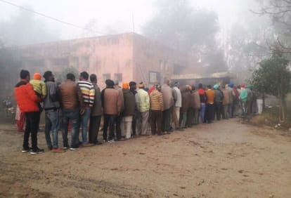re polling going on at 48 booths of punjab for assembly election 2017