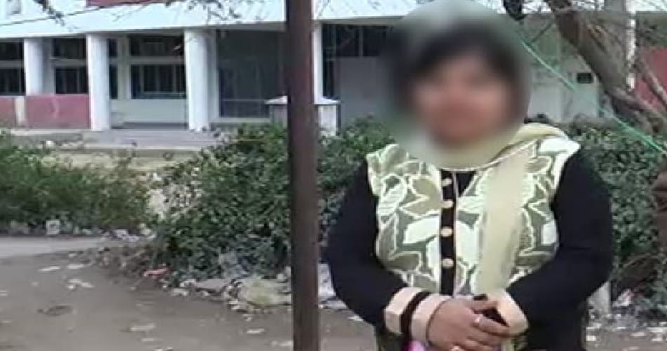 sirsa girl raped and mms captured by rapist, now she teased by rapist every day