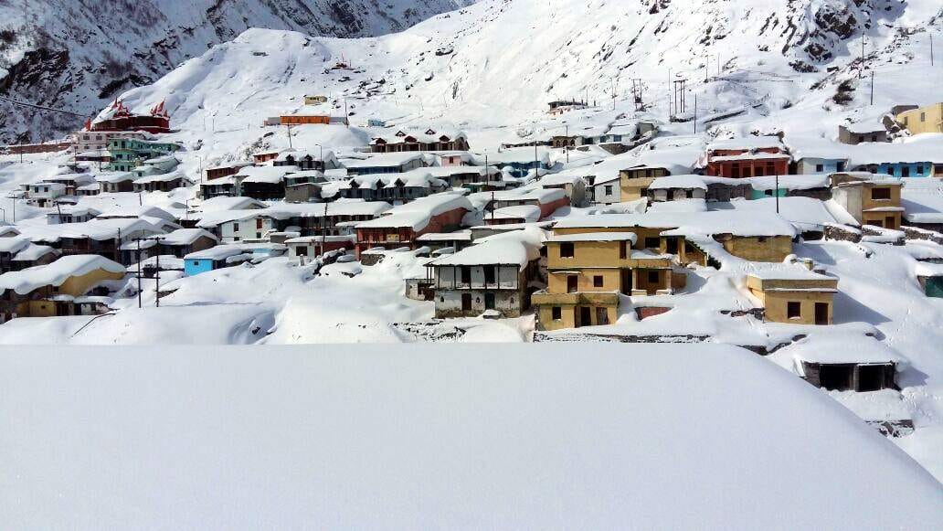 road and air services affected by rain and snowfall in j&k