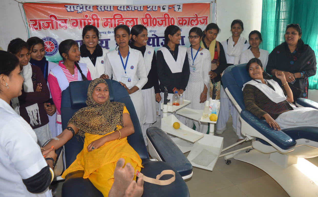 Students by donating blood