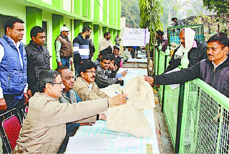 Presiding and polling officers are absent
