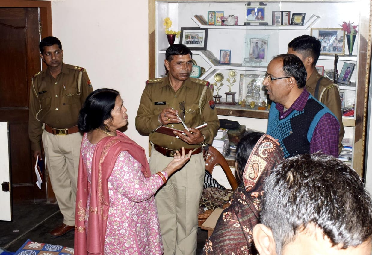 Jewelery from the house of the teacher Including millions stolen goods