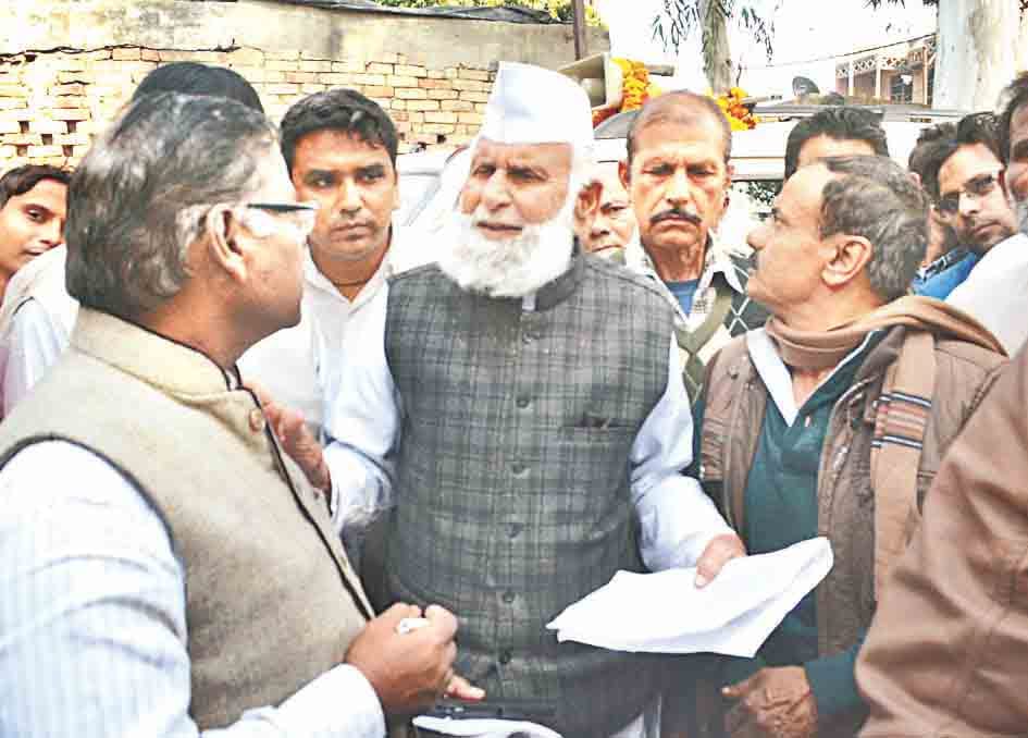 chunaw prachar vahan pakda