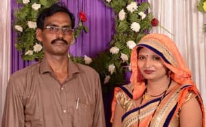 couple died in road accident jhalawa allahabad