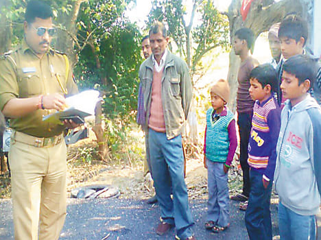 One killed in accident, four injured