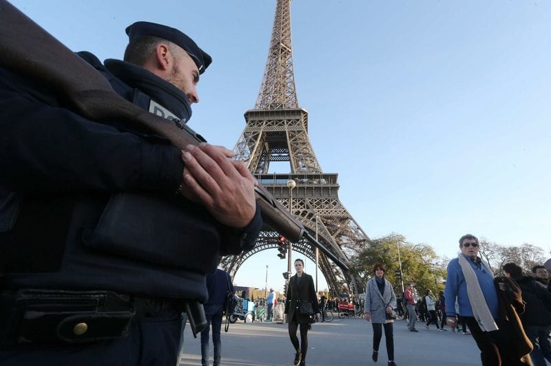 eiffel tower to get z plus security