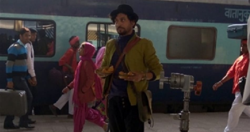huge crowd at railway station for bollywood actor irrfan khan at rewari of haryana