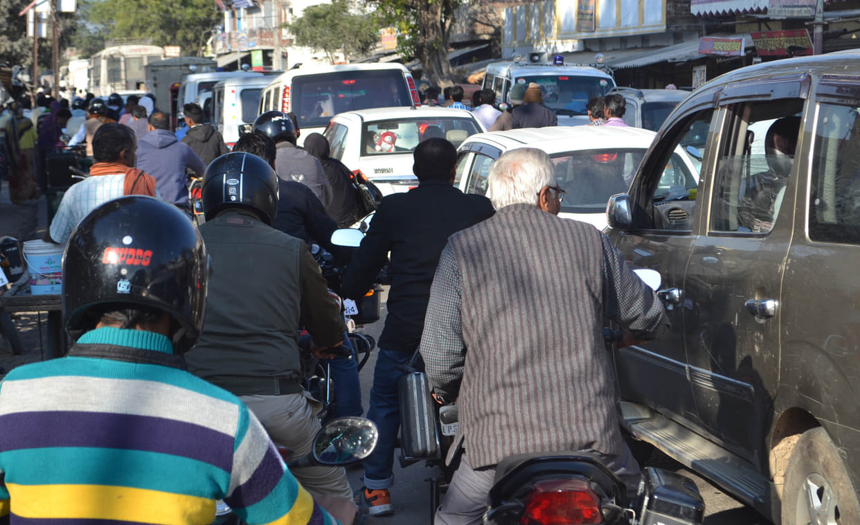 Parked cars seemed disorganized jam