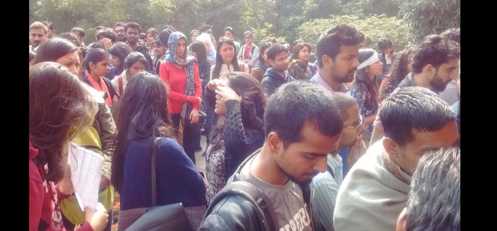 jnu students protest against ugc notification 2016 in ad block 