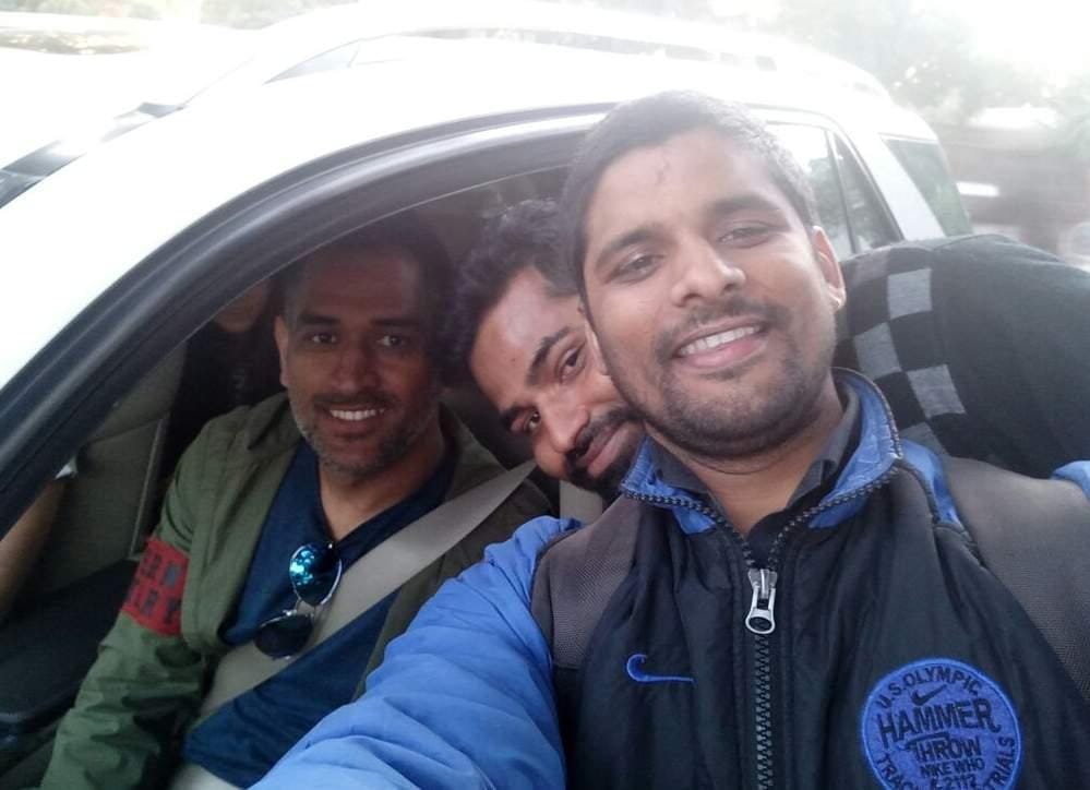 MS dhoni take off to dehradun