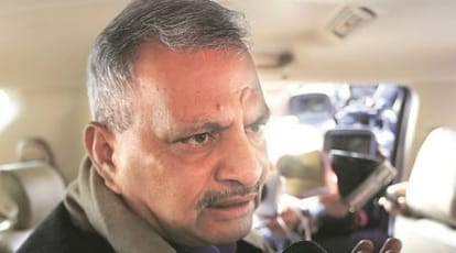 akhilesh prefer to naresh uttam patel instead of shivpal 