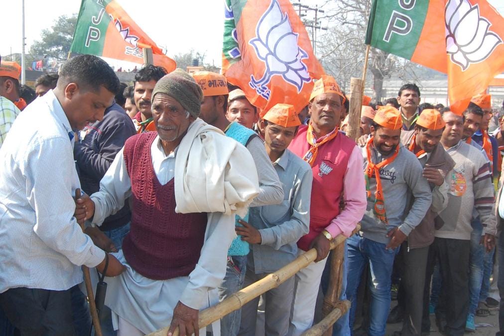 public crazy for pm modi in haridwar