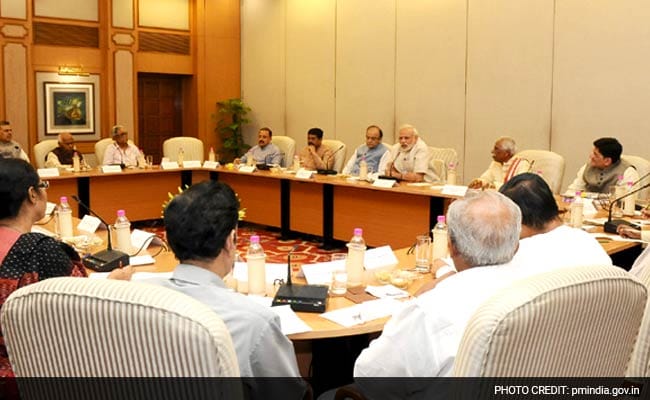 Govt set up SIT to probe 3900 crores money laundring case!