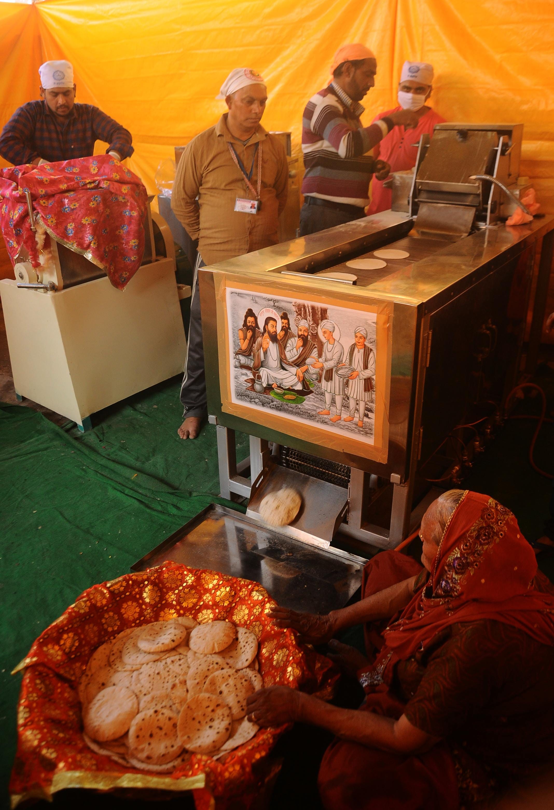 machine from astria is the centre of attraction in varanasi