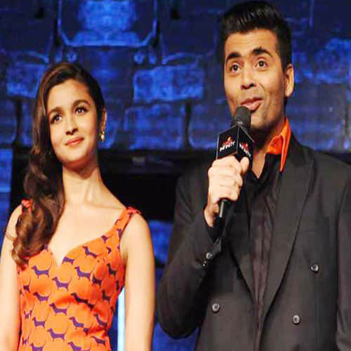 karan johar feeling embarrassed due to akshay kumar