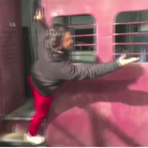 ranveer singh copied shahrukh khan of dilwale dulhaniya le jayenge