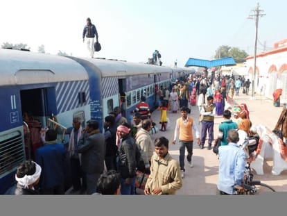 No arrangements for passenger's security in trains 