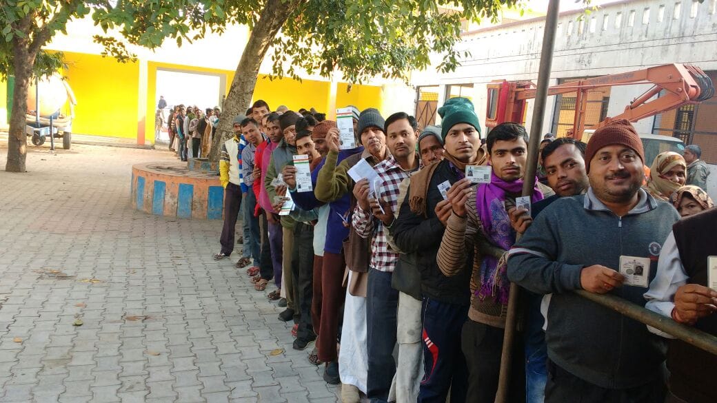 Assembly Elections 2017: The first LIVE- MLA Prabhu Dayal cast vote
