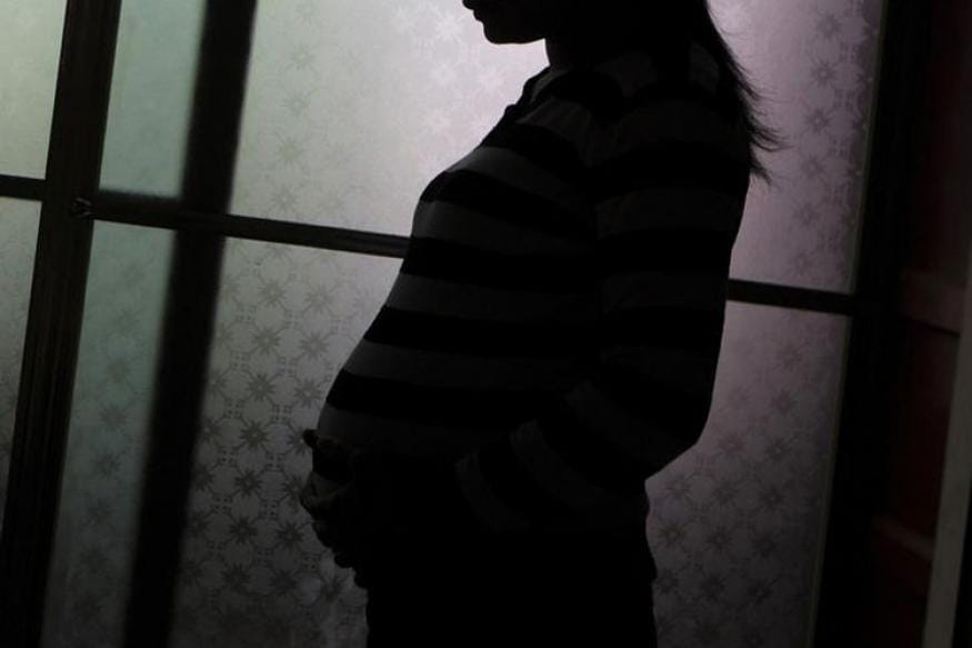 highschool student three times raped got pragnent