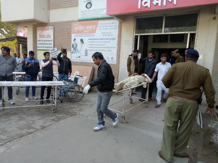 gas tanker hits roadways bus at fatehabat highway, one death and two child missed