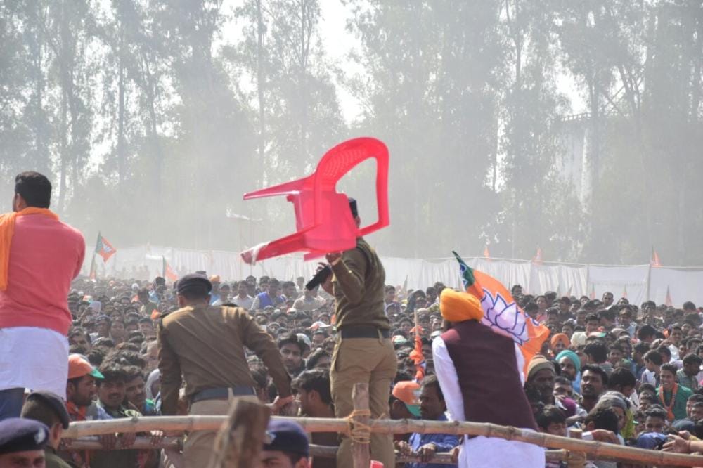 pm narendra modi rally crazy in rudrapur