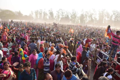 heavy rush of pm modi rally breaks all record 
