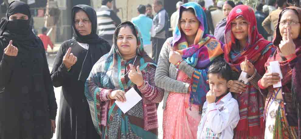 up election phase one and voting started in noida ghaziabad