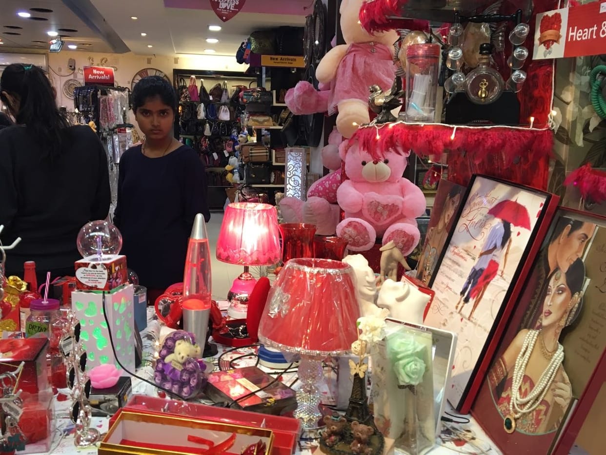 Valentine's Day Special: 'Love Meter' will tell the measure of love