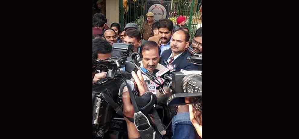 vip voters photo gallery in up election first phase voting