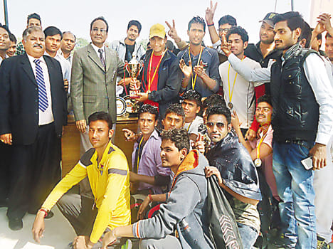 ITI capture kcnit Cricket Trophy
