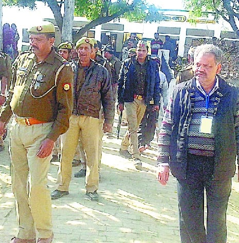 दूसरी शादी रचा चुके पति को देखकर खोया आपा