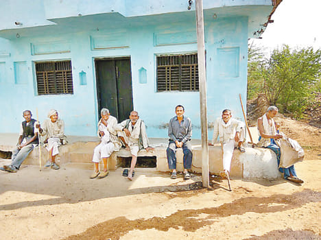 Simiria numerous problems in the village, to the marriage crisis