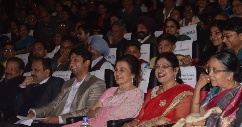 asha parekh big statement on sanjay leela bhansali beaten on padmavat shooting seti