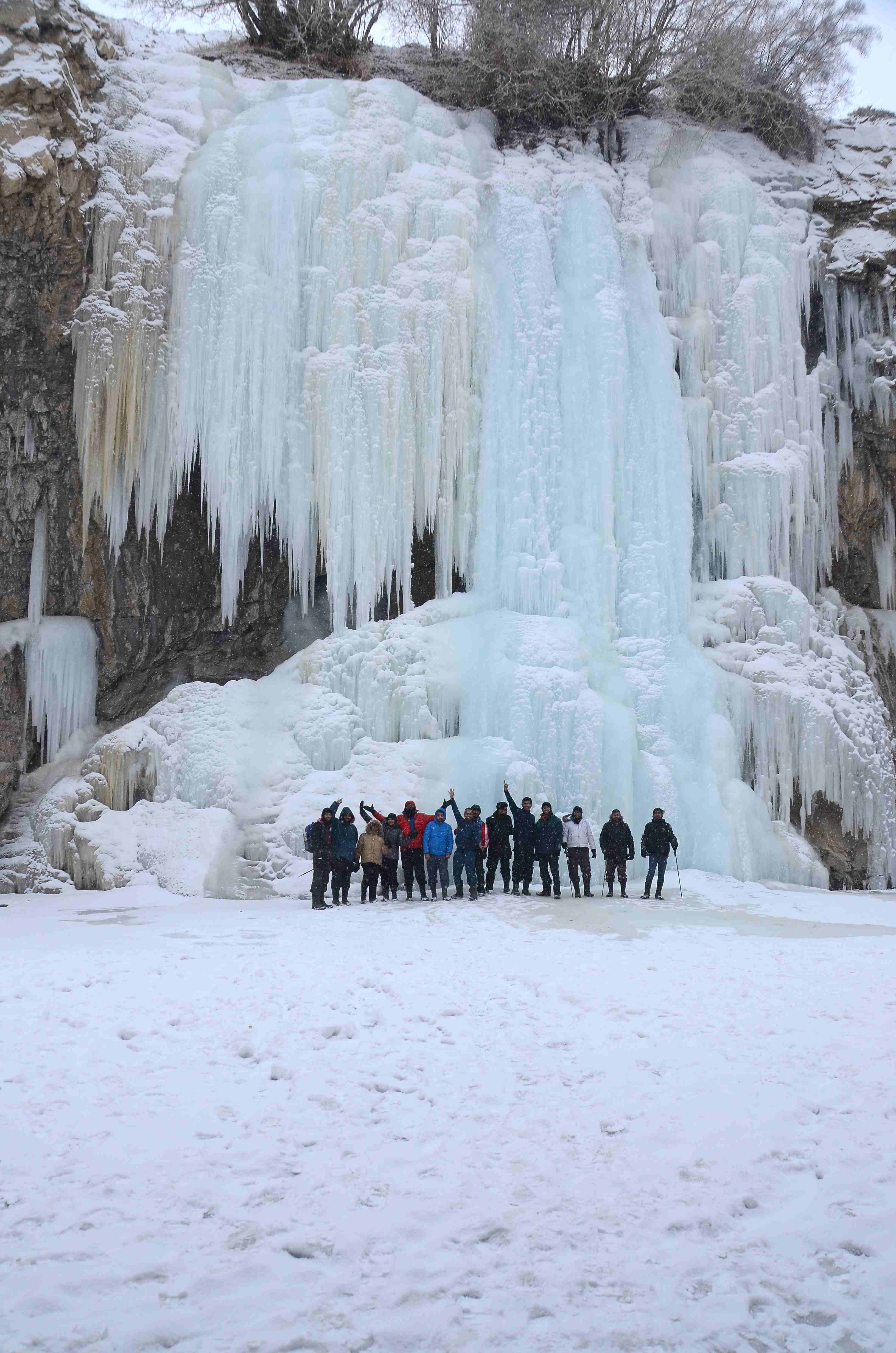 IMAGES OF CHADAR TREK IN JAMMU AND KASHMIR
