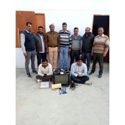 Speculate, Speculate on cricket match, found 15 mobiles and 56 thousand rupees, Sirsa