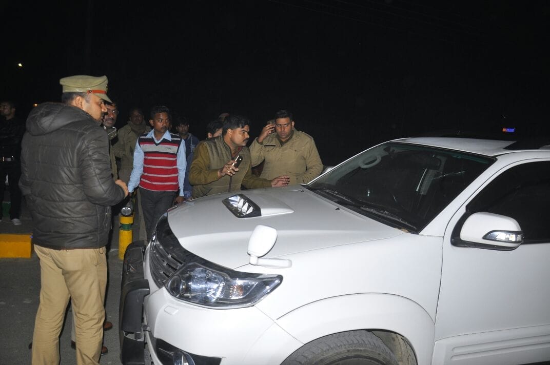 goons fired on a property dealer.