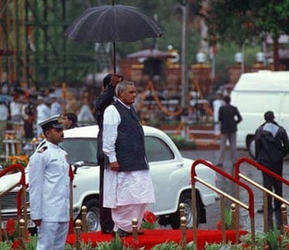 Peugeot buys Ambassador car brand from Hindustan Motors in Rs 80 crore deal